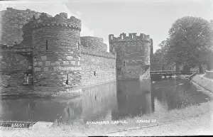 Sightseeing Prints: Beaumaris Castle