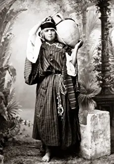 Bedouin woman, Tunis, Tunisia, circa 1890
