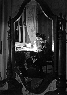 Images Dated 30th August 2011: Bedtime Story 1930S