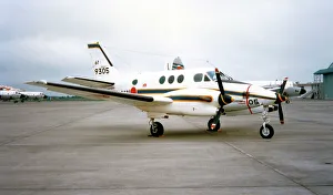 Beech LC90 King Air 9305