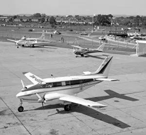 Airedale Gallery: Beechcraft 65-B80 Queen Air XB-MIL