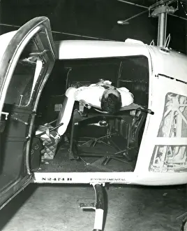 Bell Model 47J, N2474B fitted for two stretchers