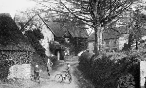 Idyll Prints: Berry Pomery Lodge early 1900s