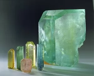 Aquamarine Gallery: Beryl crystals