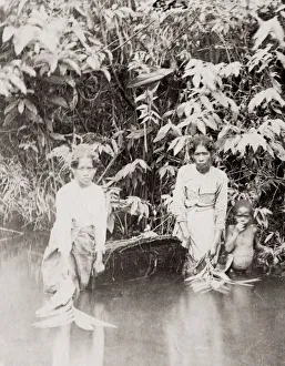 Betsimisaraka women fishing, Madagascar