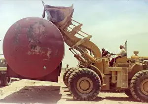 Guiding Prints: Big heavy machine in Oman