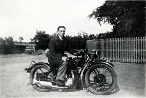 Radial Gallery: Biker on his 1929 / 30 Rudge motorcycle