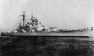 Images Dated 2nd November 2010: Bismarck battleship