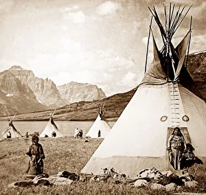 Blackfeet Indians, Glacier National Park, Montana, USA
