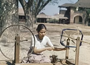 Spread Gallery: Blind spinning girl - Rangoon