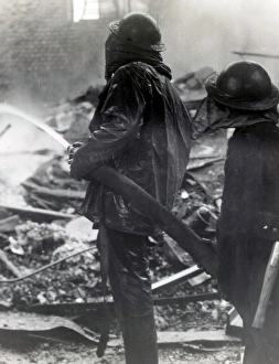 Blitz in London -- Chiesmans, Lewisham High Street, WW2 Blitz in London -- Chiesmans, Lewisham High Street, WW2
