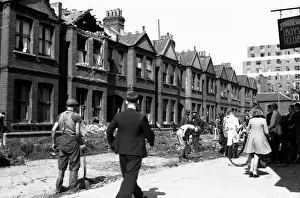 Blitz in London -- clearance and repair of bomb damage