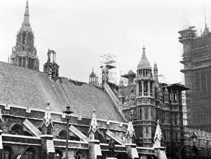 Scaffolding Prints: Blitz in London -- the Houses of Parliament, WW2