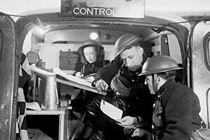 Images Dated 28th November 2011: Blitz in London -- LFB Southern Division control unit, WW2