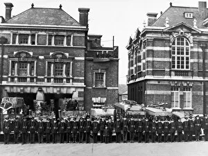 Parade Collection: Blitz in London -- Regulars and Auxiliaries side by side