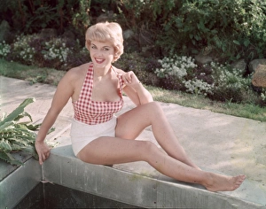 Gingham Gallery: Blonde by Pond 1950S