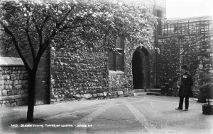 Reflects Prints: The Bloody Tower, Tower of London
