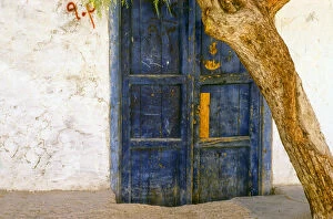 Blue door, Ma an, Jordan