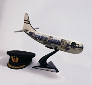 Stratocruiser Collection: BOAC Stratocruiser Speedbird