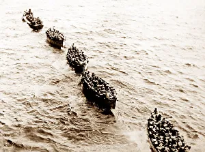 Boats from RMS Mauretania landing troops in