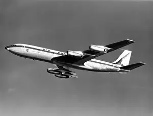 Chateau Prints: Boeing 707-328 F-BHSB Chateau de Chambord of Air France