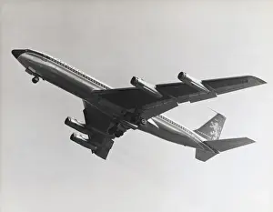 Climbs Prints: Boeing 707-399C