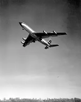 Boeing 707-436 G-APFB