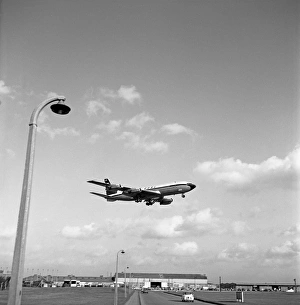 Boeing 707-436 G-APFB BOAC at London Airport