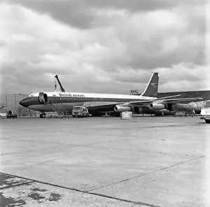 Heathrow Prints: Boeing 707-436 G-APFC British Airways Heathrow 1973