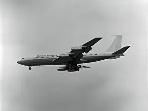 Boeing 707-436 G-APFD British Airtours Heathrow 1974