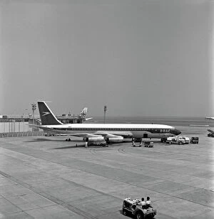 Airport Gallery: Boeing 707-436 G-APFE BOAC Tokyo 1965