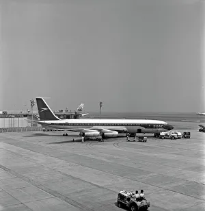 Boeing Collection: Boeing 707-436 G-APFE BOAC Tokyo 1965
