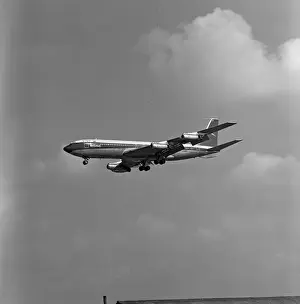 Boeing 707-436 G-APFF BOAC Honolulu 1966