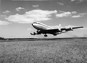 Boeing 707 in Pan American markings