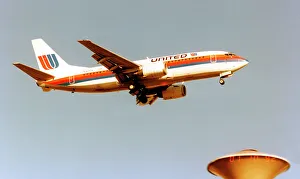 Boeing 737-322 N369UA