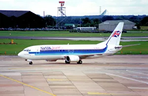 Boeing 737-400 G-UKLD