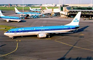 Koninklijke Prints: Boeing 737-9K2 W PH-BXS Buzzard