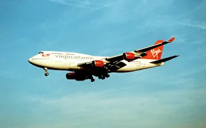 Boeing 747-400 G-VTOP