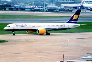 B757 Prints: Boeing 757-208 TF-FII