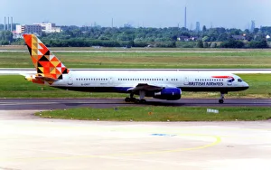 Boeing 757-236 (SF) G-CPET