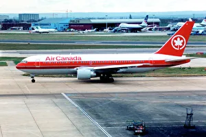 Boeing 767-233ER C-FBEF