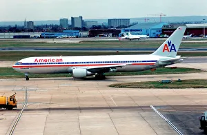 Boeing 767-323ER N366AA