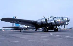 Sentimental Prints: Boeing B-17G Flying Fortress N9323Z - Sentimental Journey