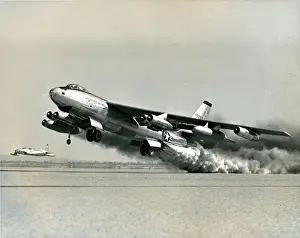 Units Prints: Boeing B-47E Stratojet, 51-5257, takes off from the Air ?