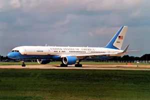 Boeing C-32A 99-0004