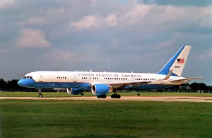 Boeing C-32A 99-0004