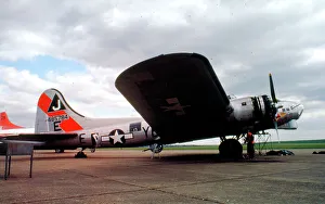 Sally Prints: Boeing ETB-17G Flying Fortress G-BEDF - 44-85784