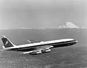 Quieter Prints: Boeing Q707 N728Q of Skystar International