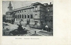Images Dated 16th June 2020: Bologna, Italy - Palazzo Municipale