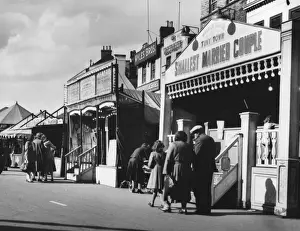 Freak Prints: Boston Fair, 1940S